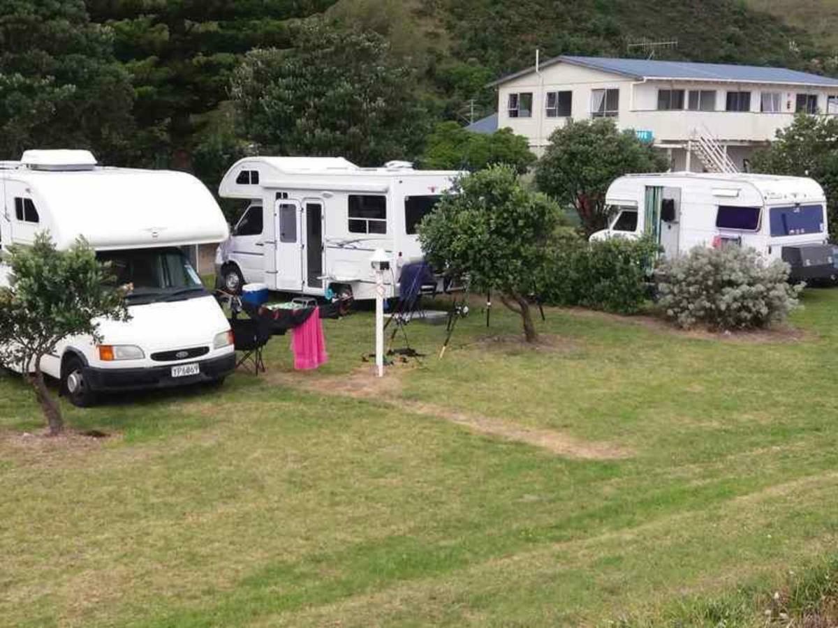 Mahia Motel And Holiday Park Exterior photo